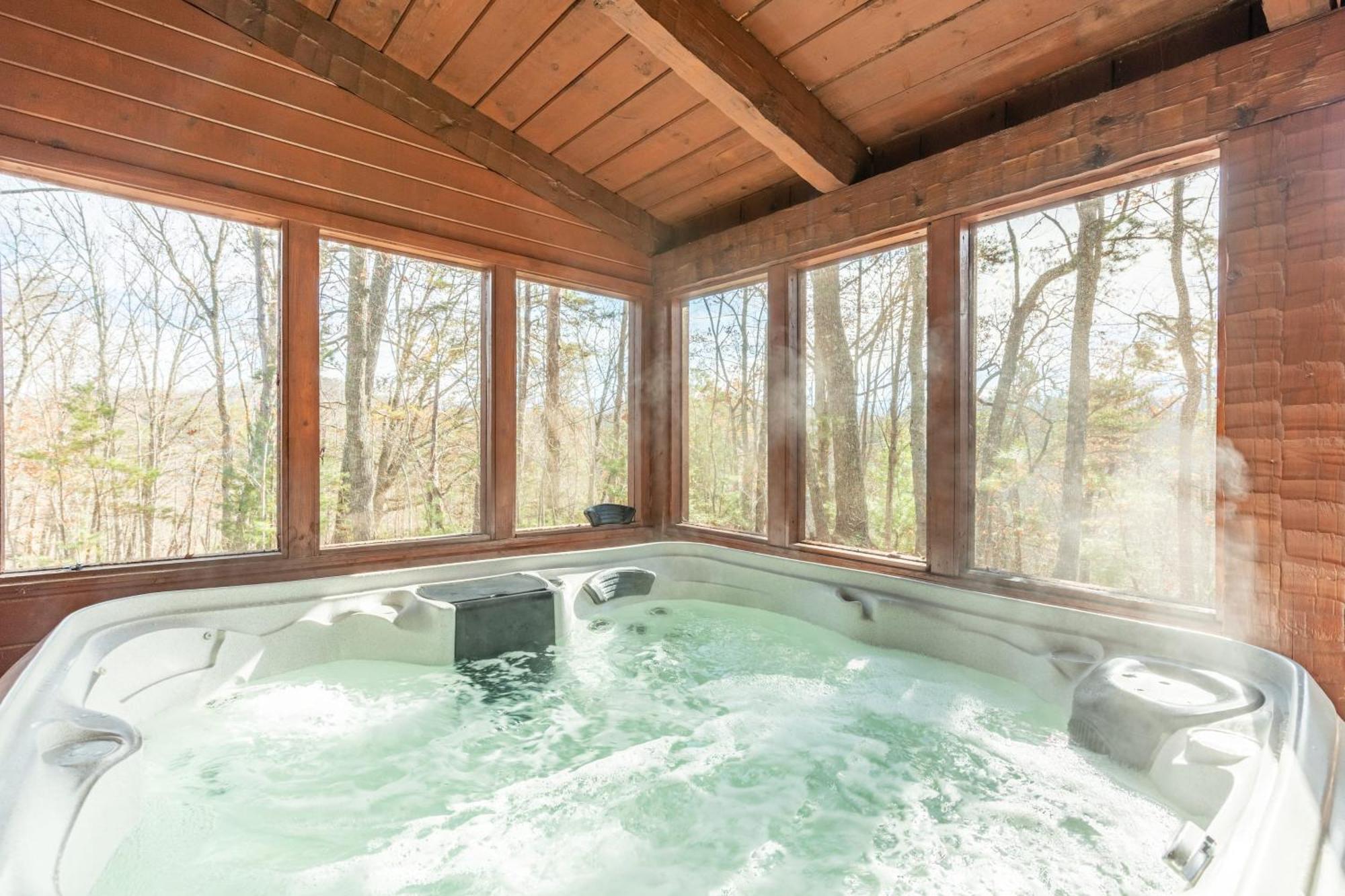 Dudley II By Avantstay Comfortable Cabin W Hot Tub Views Pigeon Forge Bagian luar foto