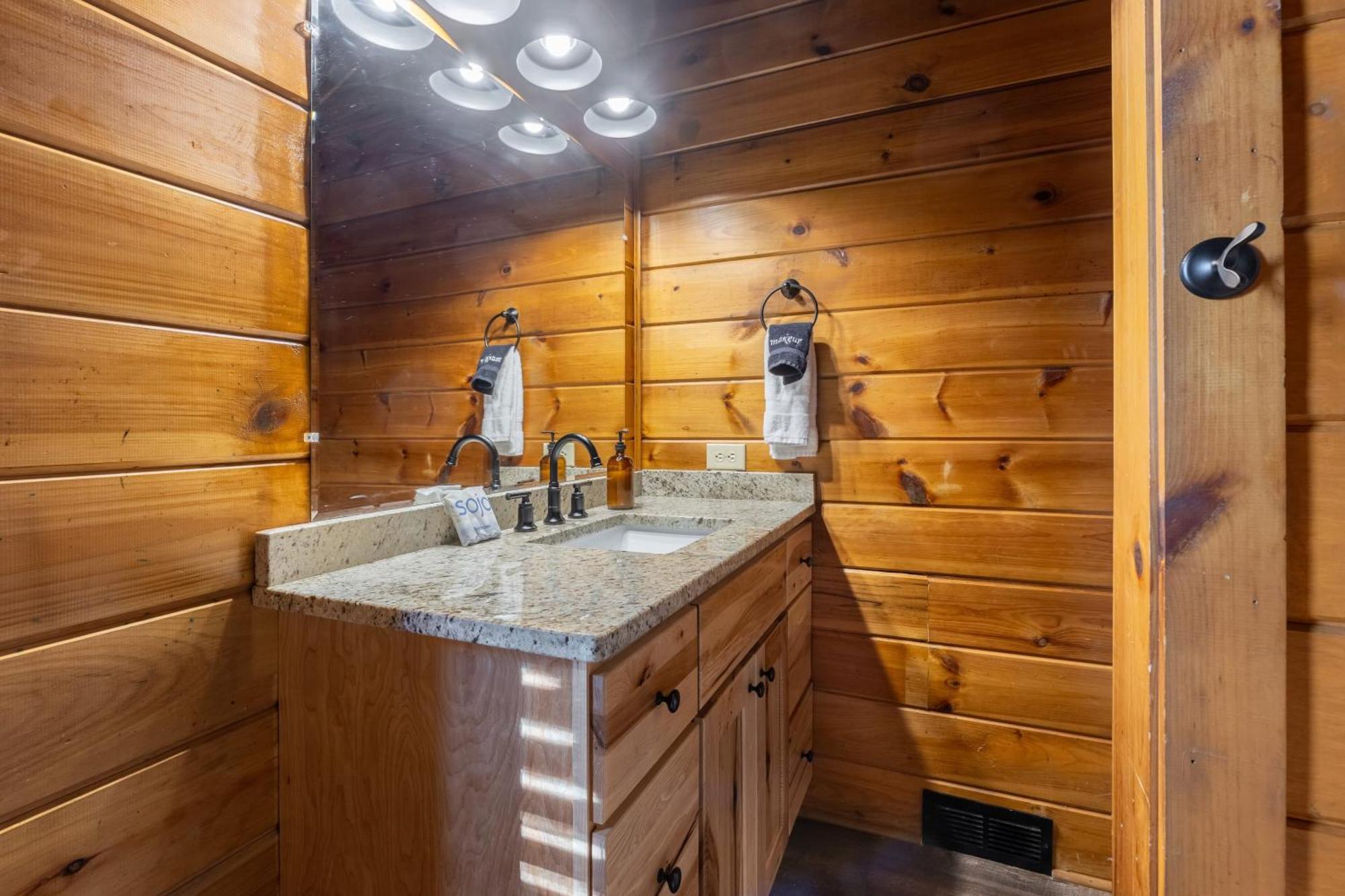 Dudley II By Avantstay Comfortable Cabin W Hot Tub Views Pigeon Forge Bagian luar foto
